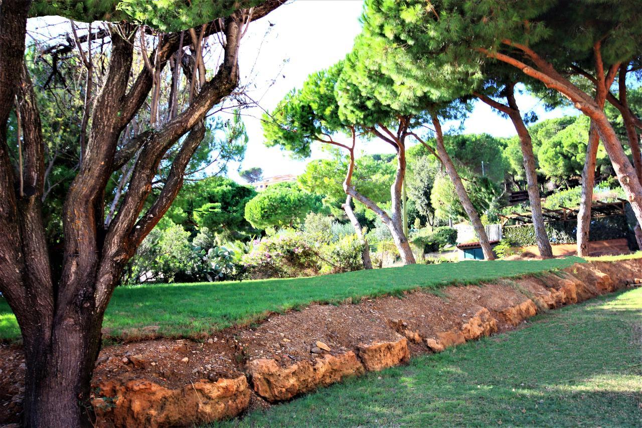 Albatros Aparthotel Capoliveri  Exterior foto